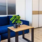 Aleja 69 Premium Apartament