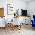 Aleja 69 Premium Apartament