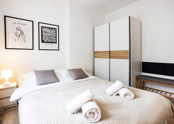 Apartment Aleja 69 Premium *